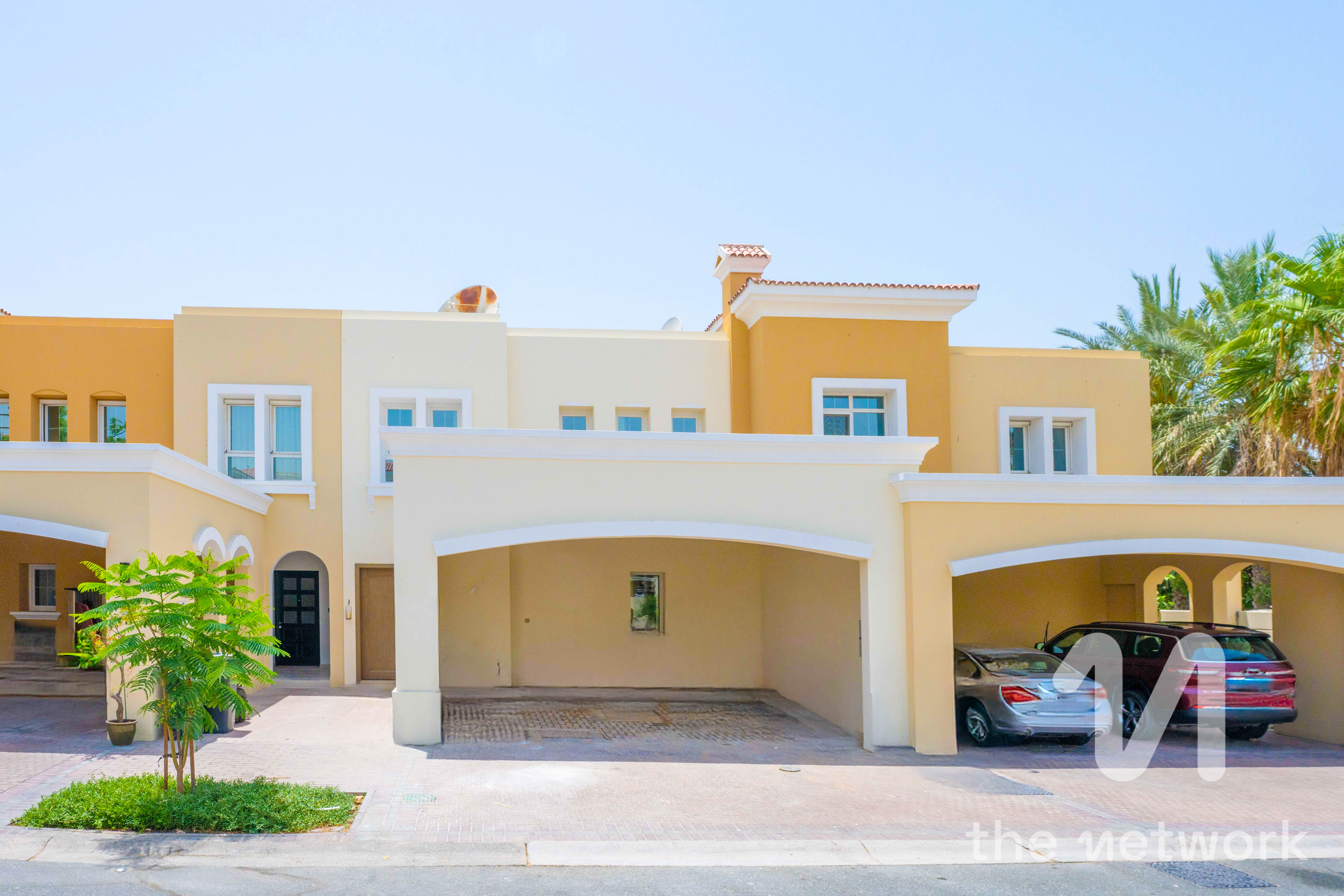 VACANT | NEW FULLY UPGRADED | FURNISHED