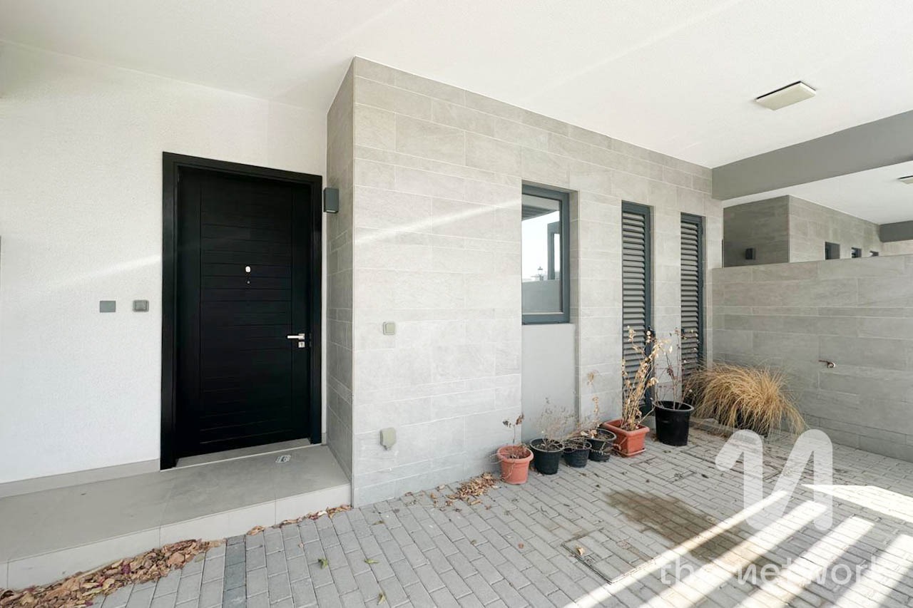 Ready to Move | Popular Community | Modern
