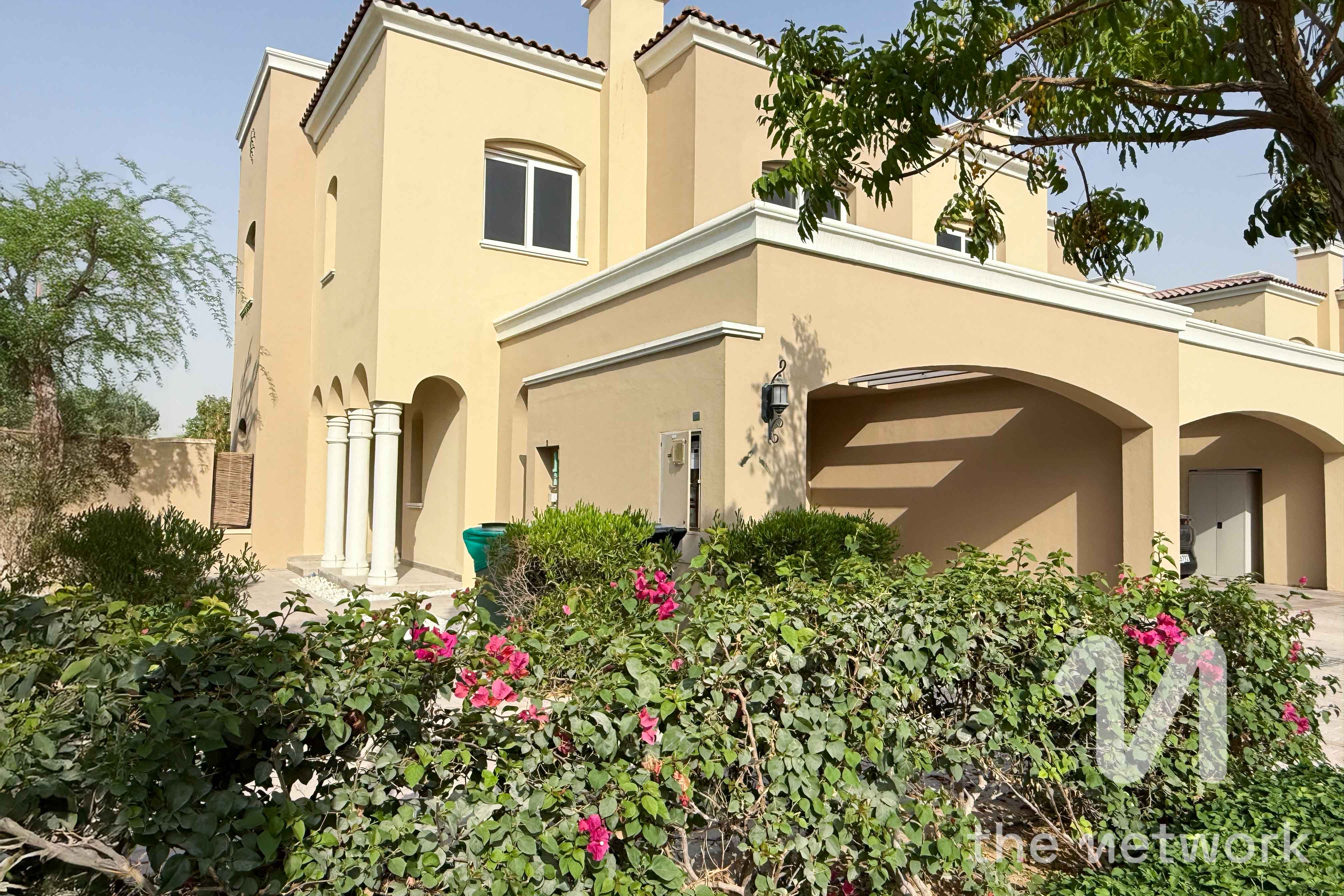 End Unit | Vacant | Great Location