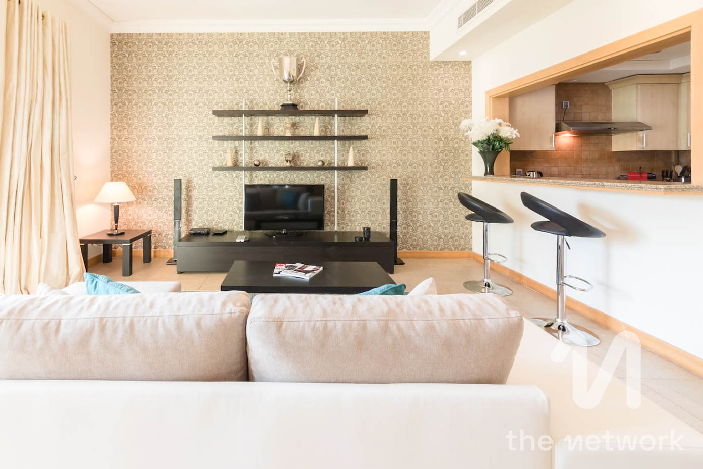 Vacant | Mid Floor | Prime Location | Beach Access
