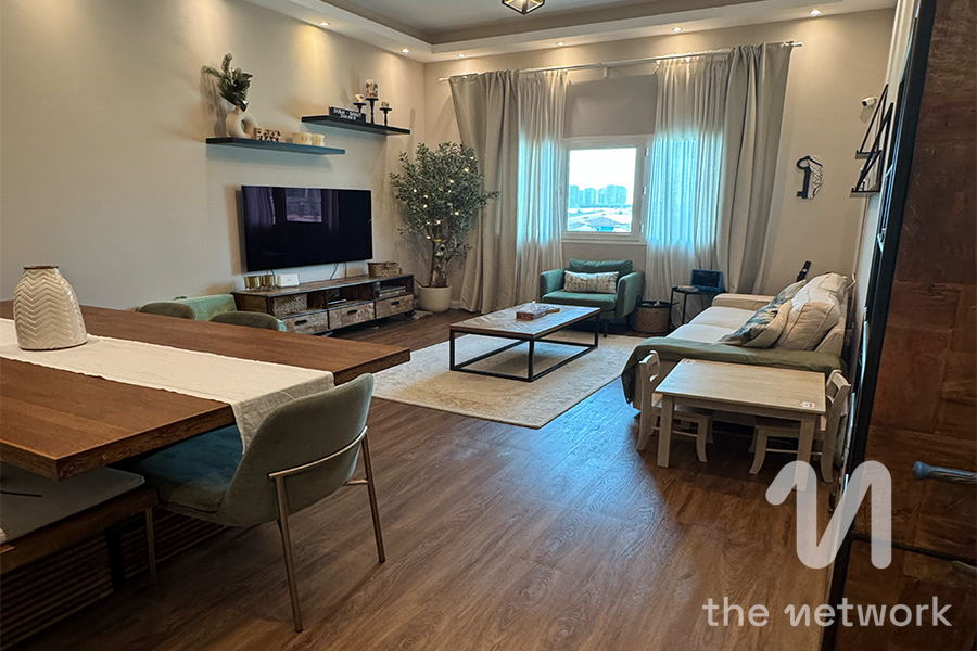 Upgraded| 2 Covered Parking | 2 Bed 2 Bath