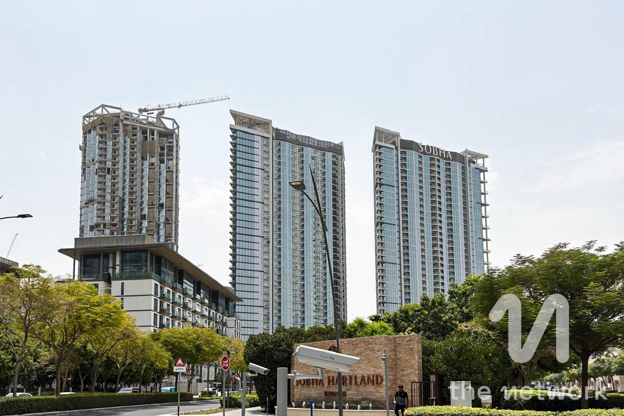 Largest Layout |1BR +Study|High Floor I Exclusive