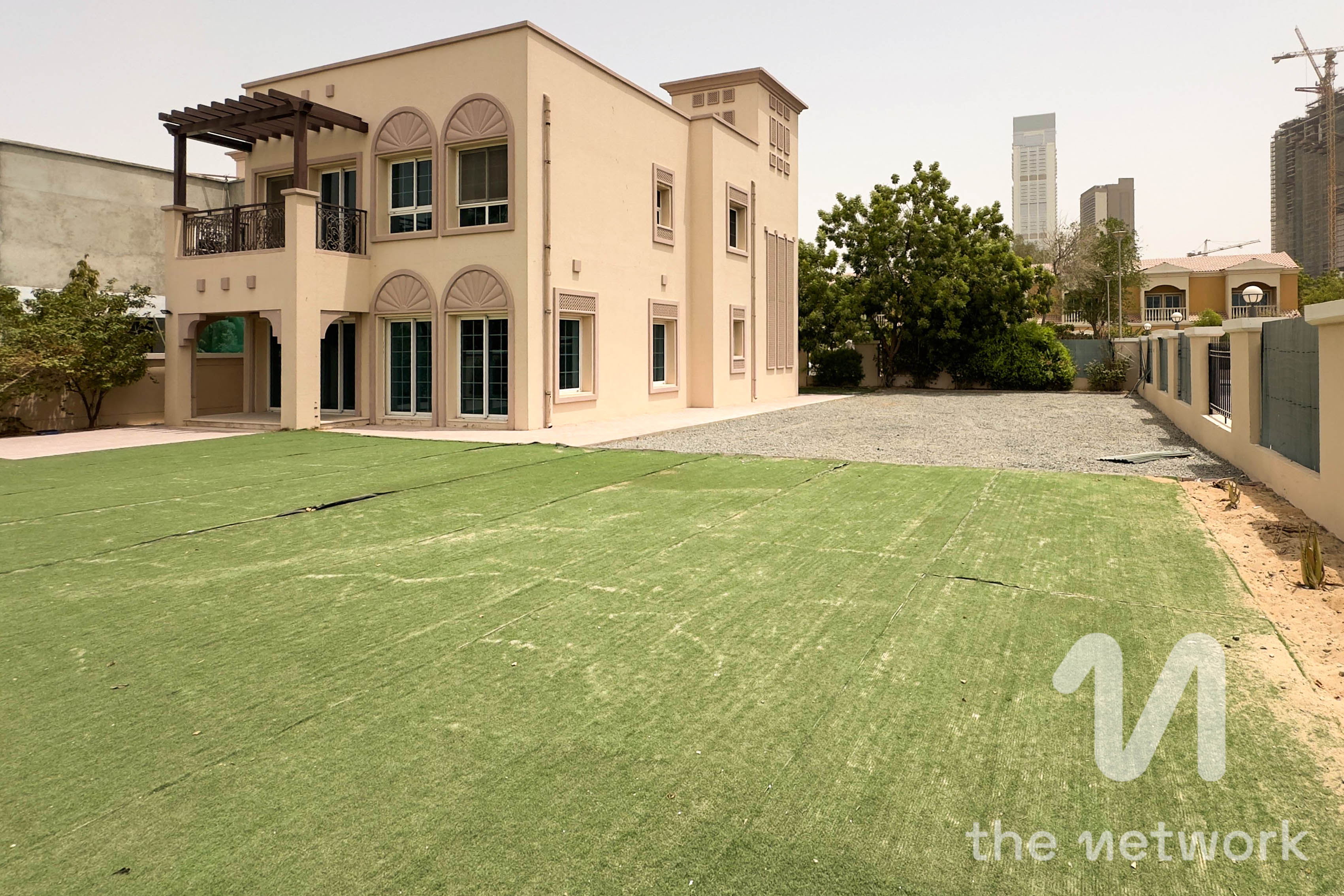 Corner Large Plot | 2 Beds Maids Villa for Rent