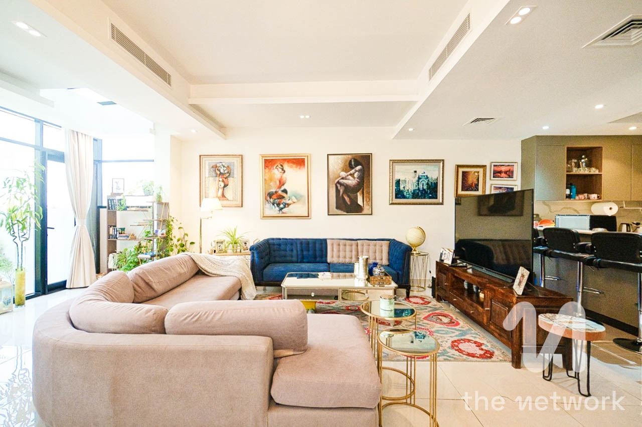 Corner 3BR Townhouse | West Village | Al Furjan