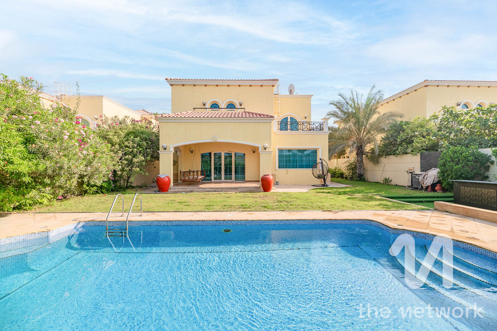 Single Row | Legacy | Private Pool | Vacant Now