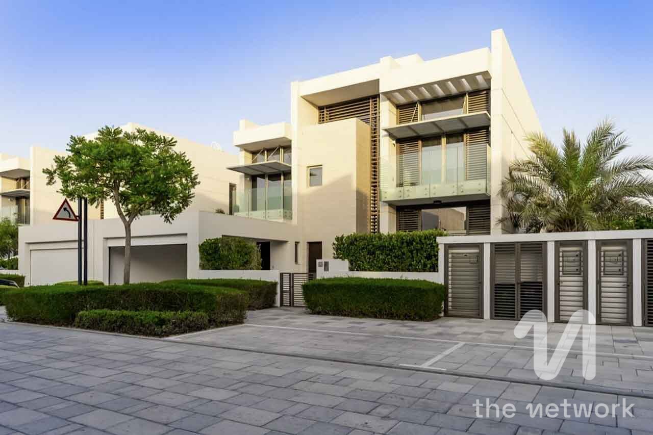 Upgraded Villa | 5 BR + Maid | Burj Khalifa View
