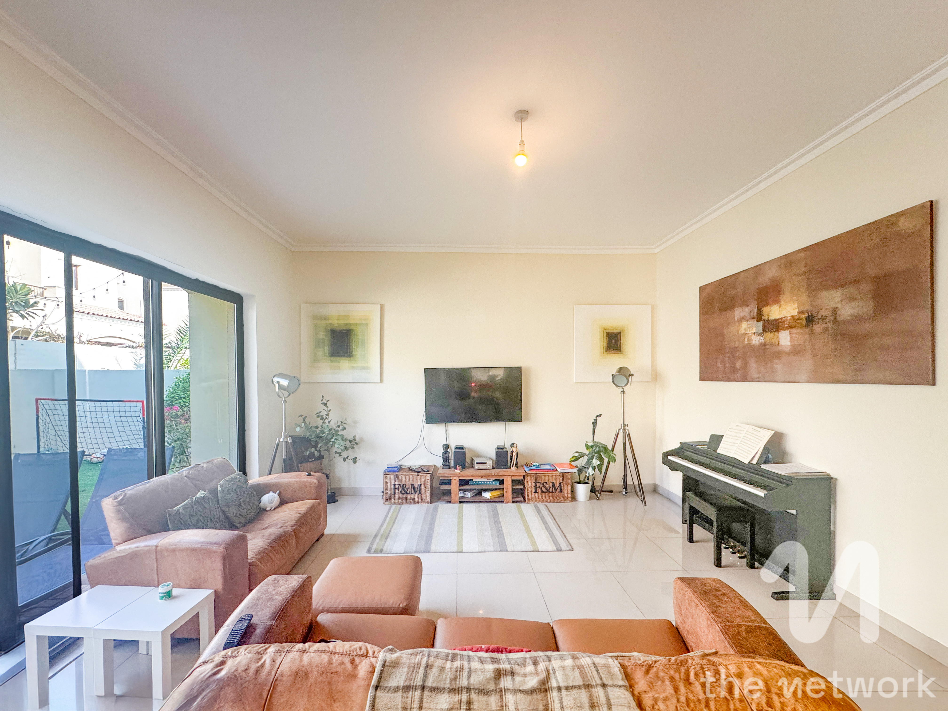 Available Soon |Quiet Location | 4 Beds