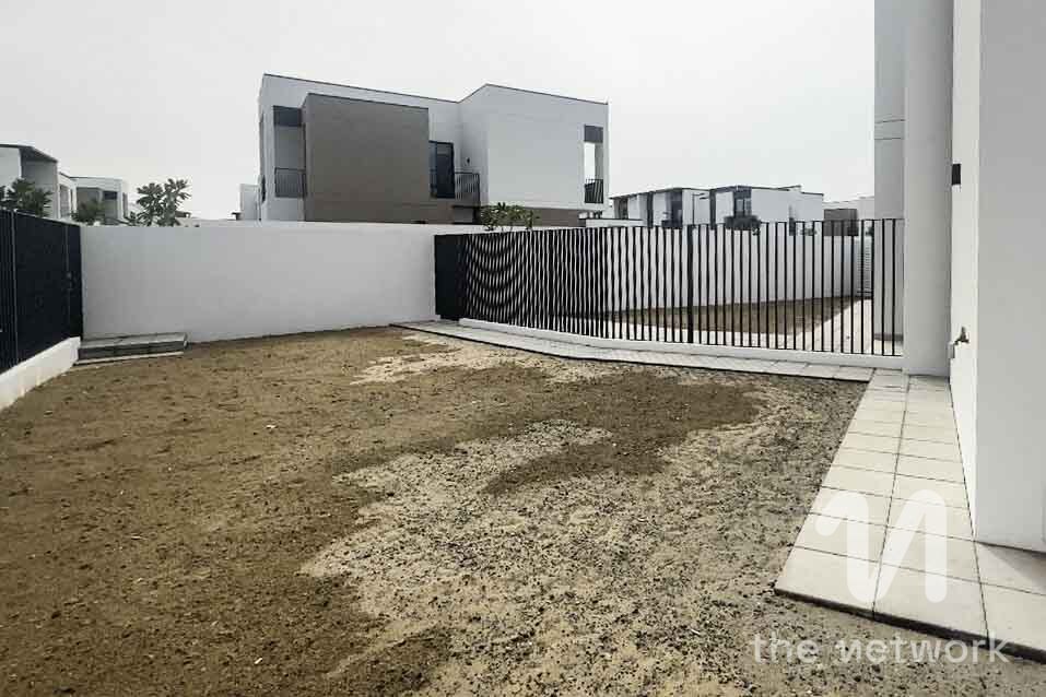 Brand New | Large Plot | Negotiable