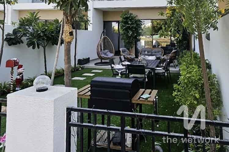 Fully Furnished | Negotiable | Single Row