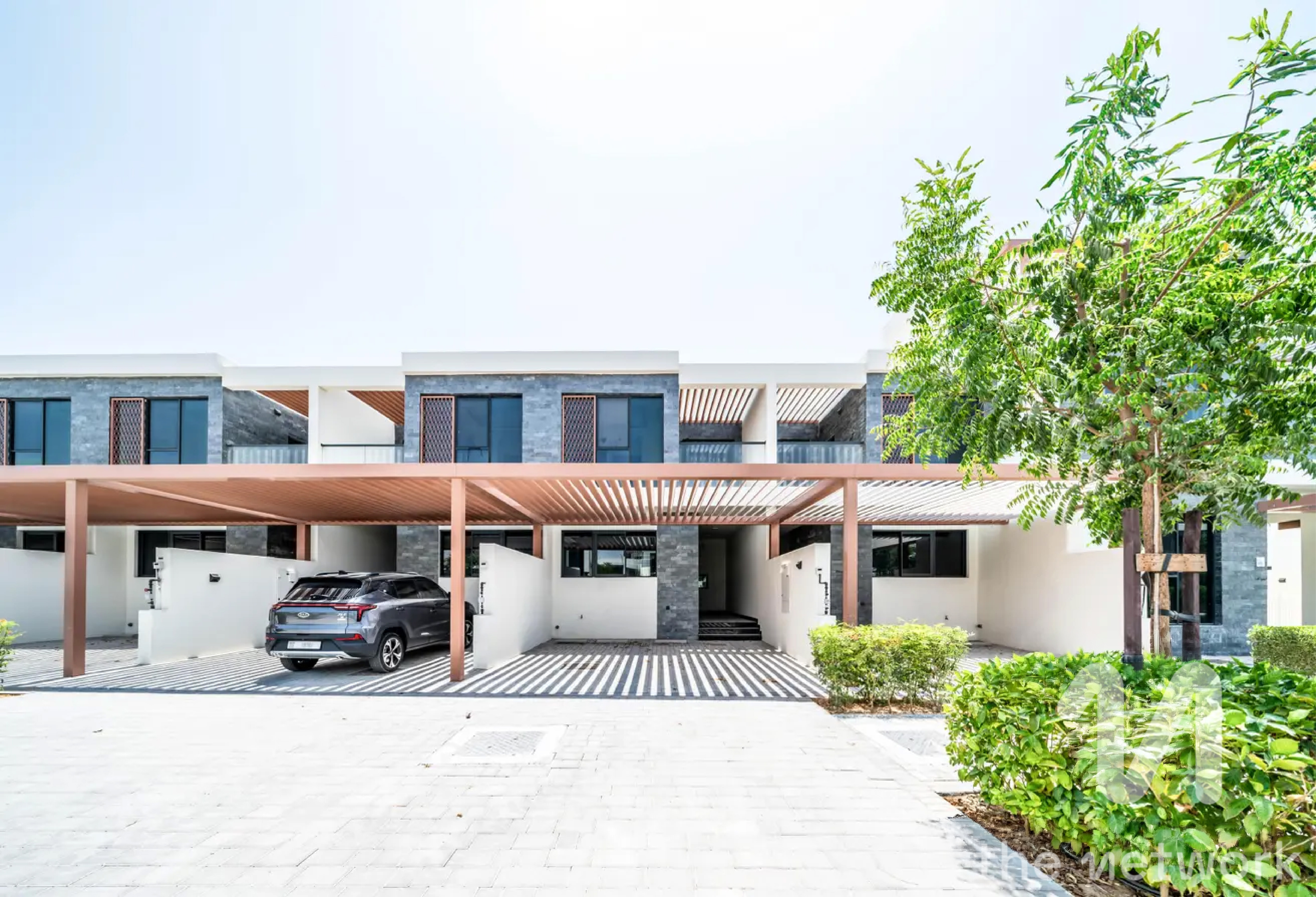 Brand New | Single Row | Vacant