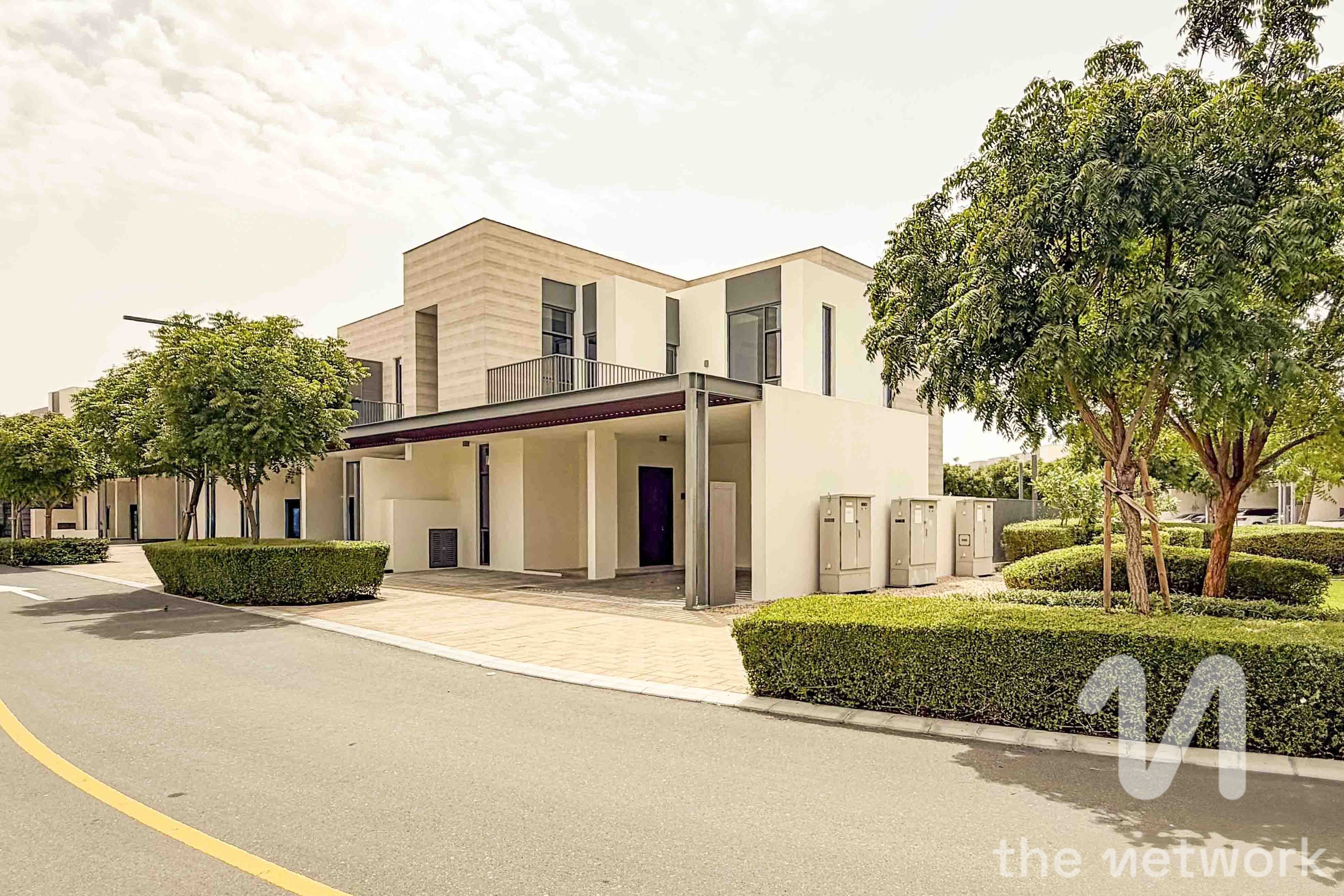 Corner Unit | Next To Gym | Vacant