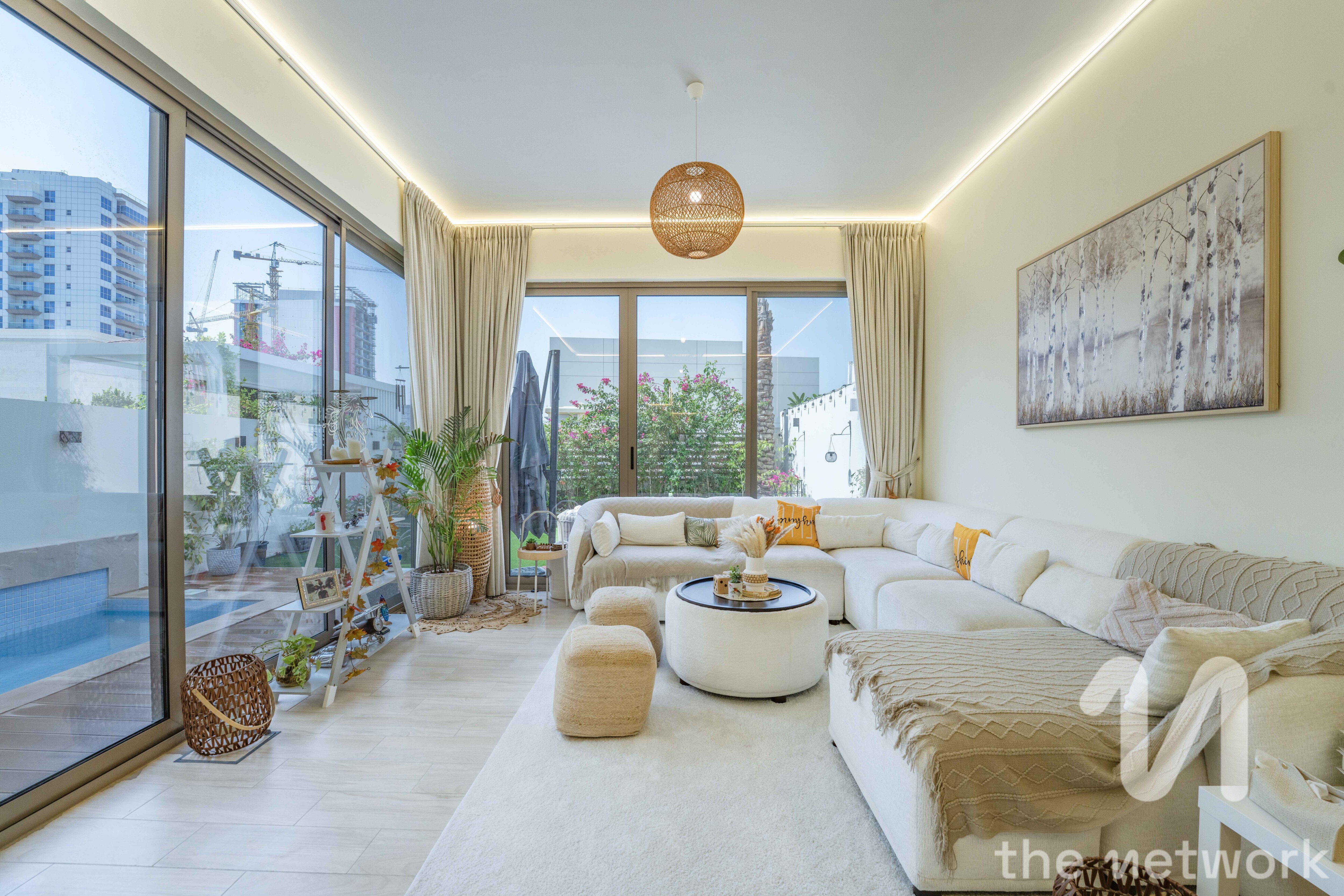 4 Bedroom Townhouse | Private Pool | Upgraded