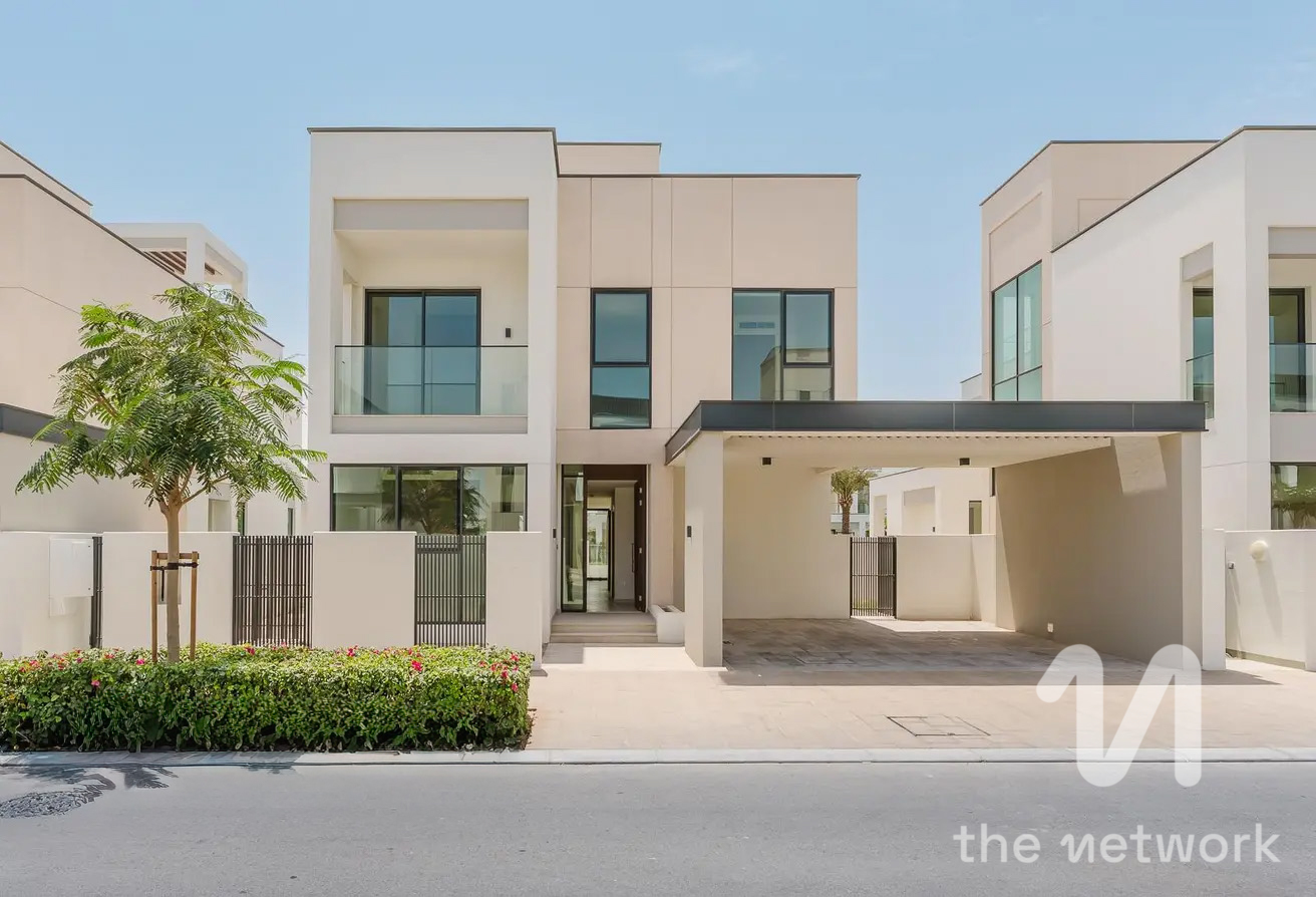 Greenbelt and Park View | Brand New | Large Plot