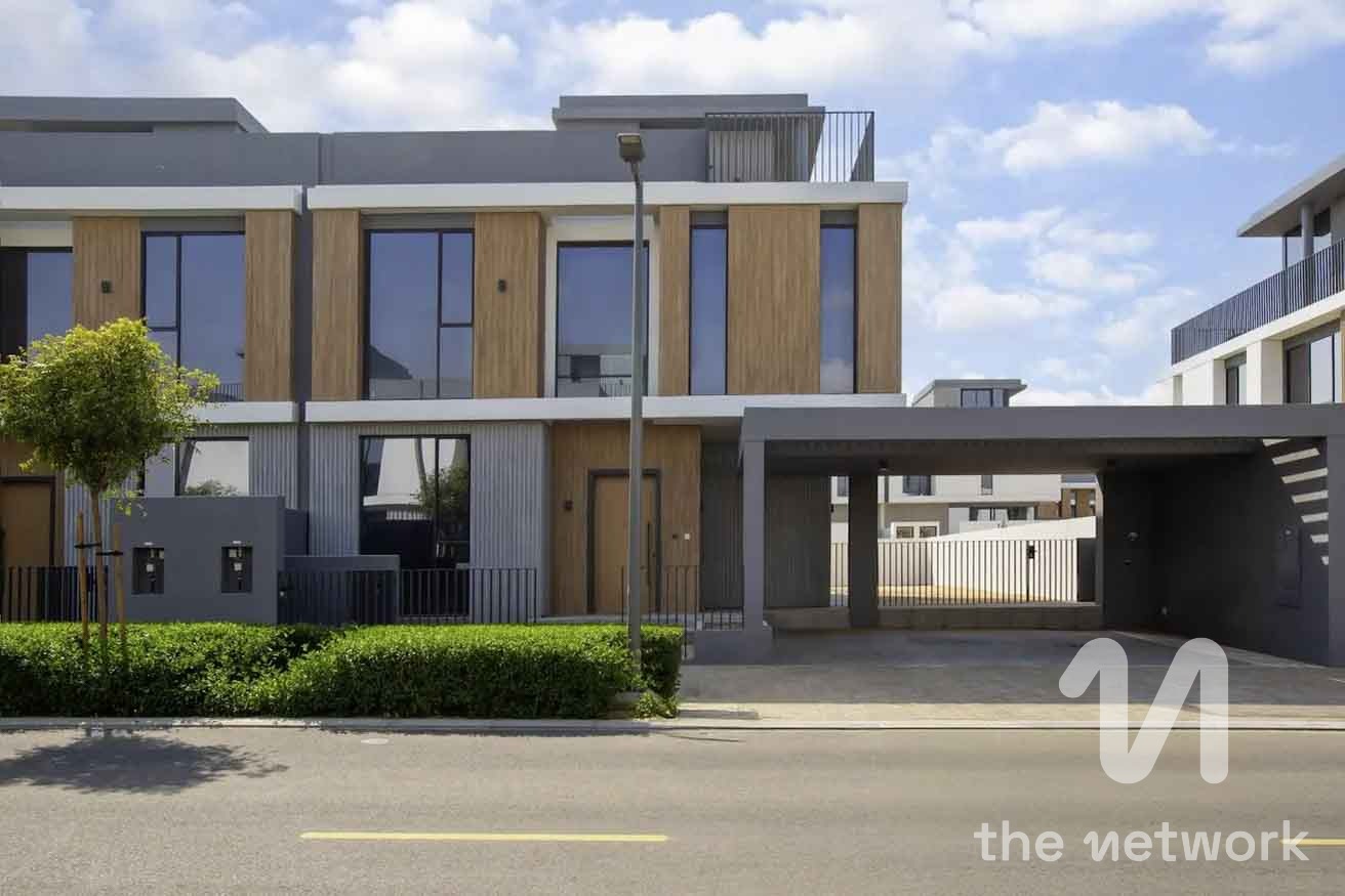 Backing Greenbelt | Multiple Options | Big Plot