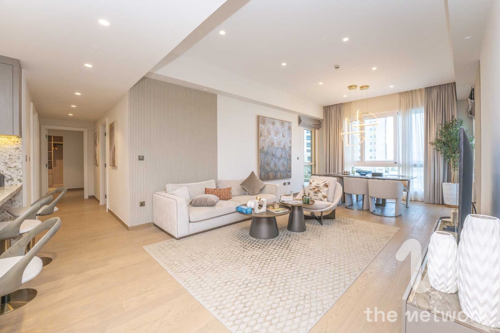 Vacant | Upgraded And Fully Furnished | View Today