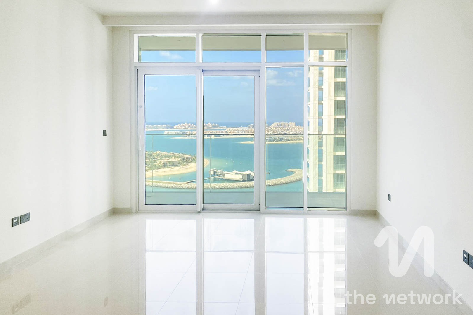 Sea View | Beach Access | Chiller Free