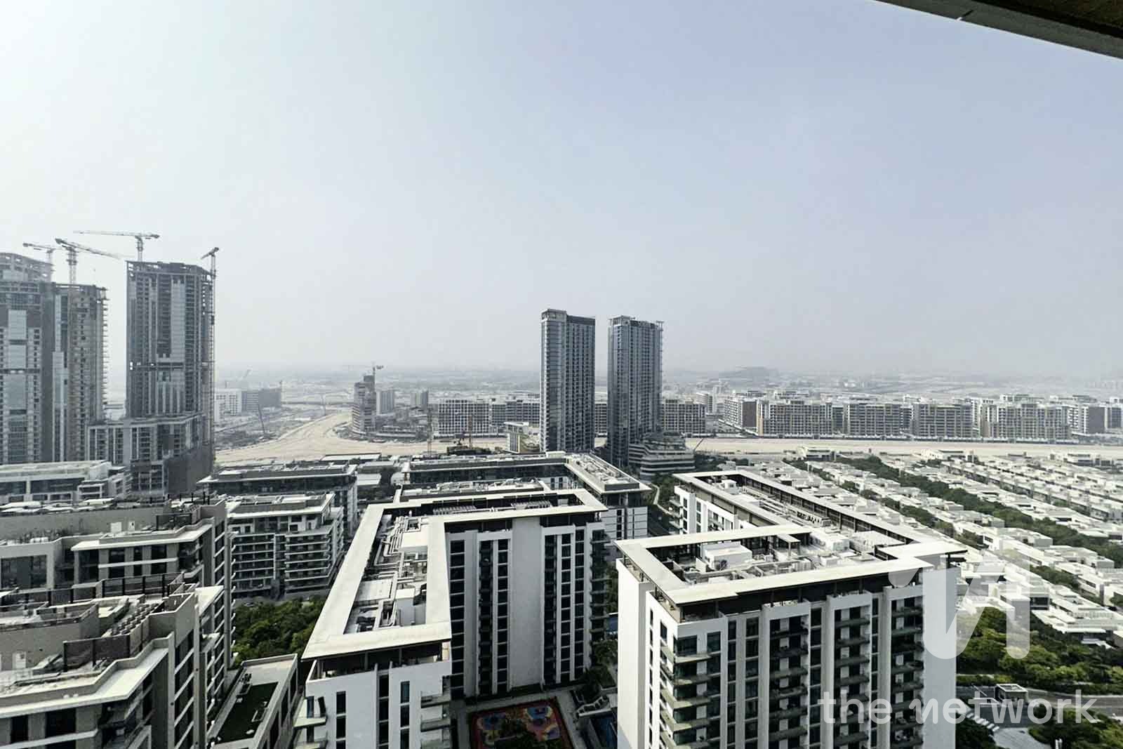 3 Beds | High Floor | Bright and Spacious