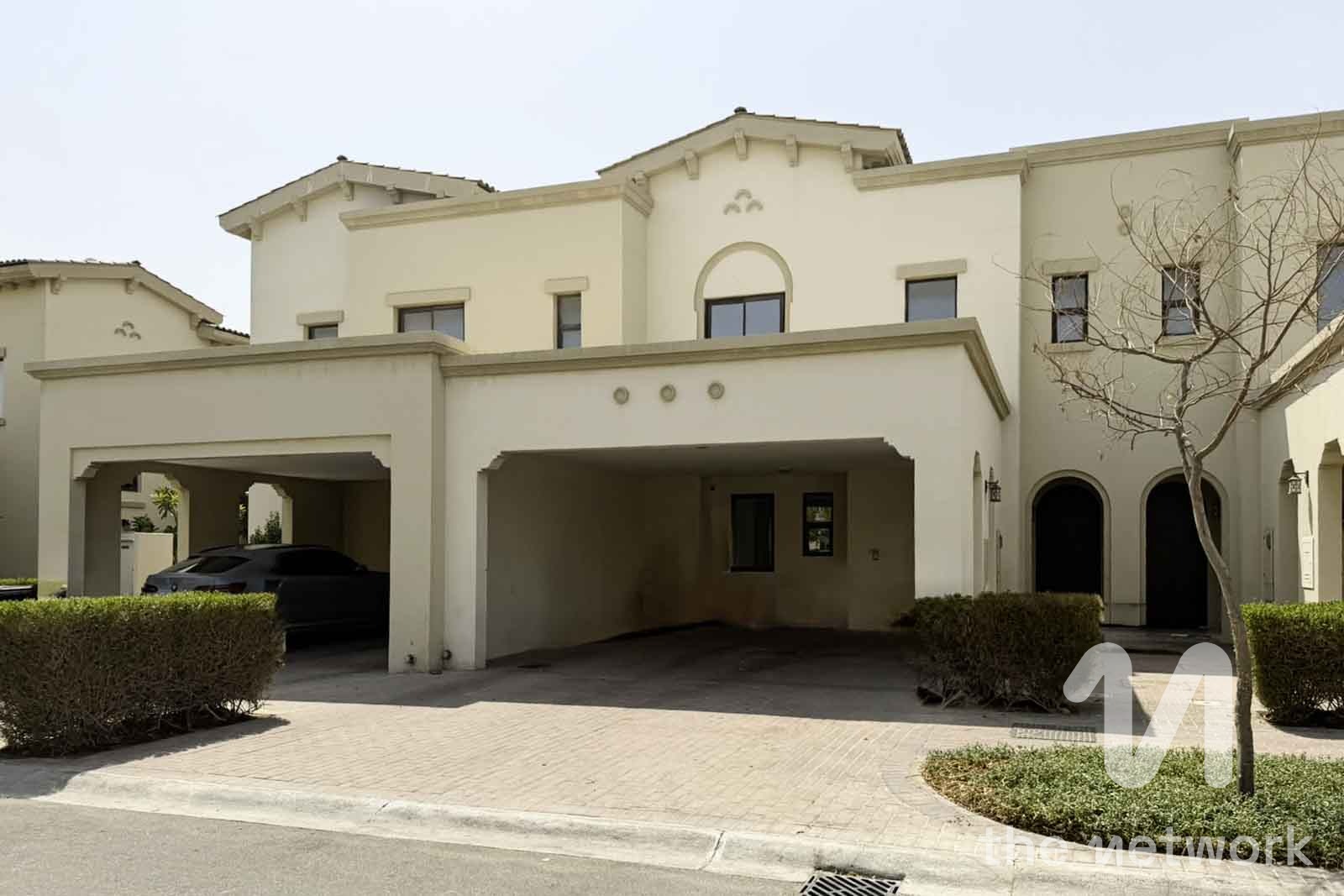 Single Row | Mid Unit | Vacant and Ready to View