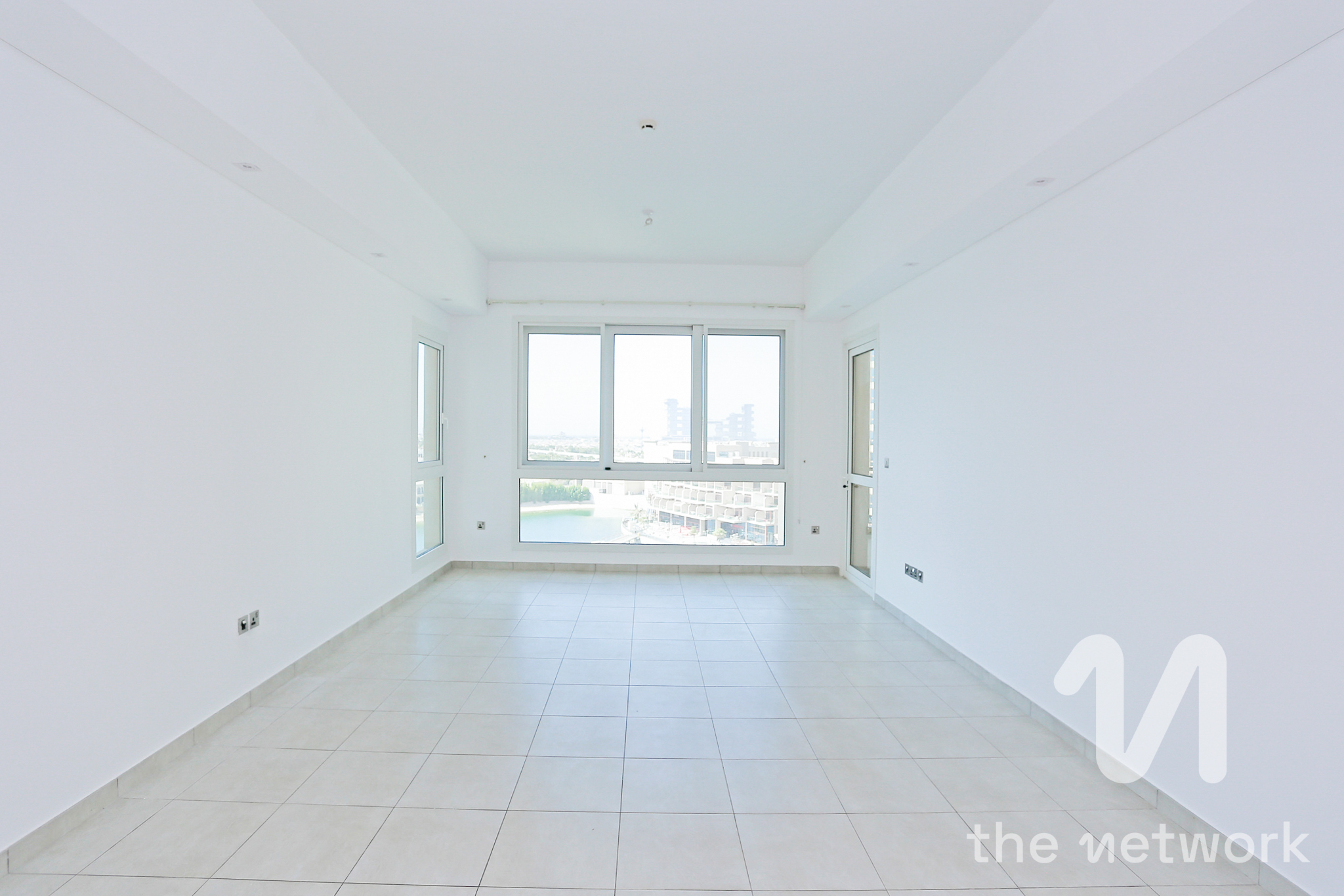 Exclusive | Vacant | Actual Pictures | Sunset View
