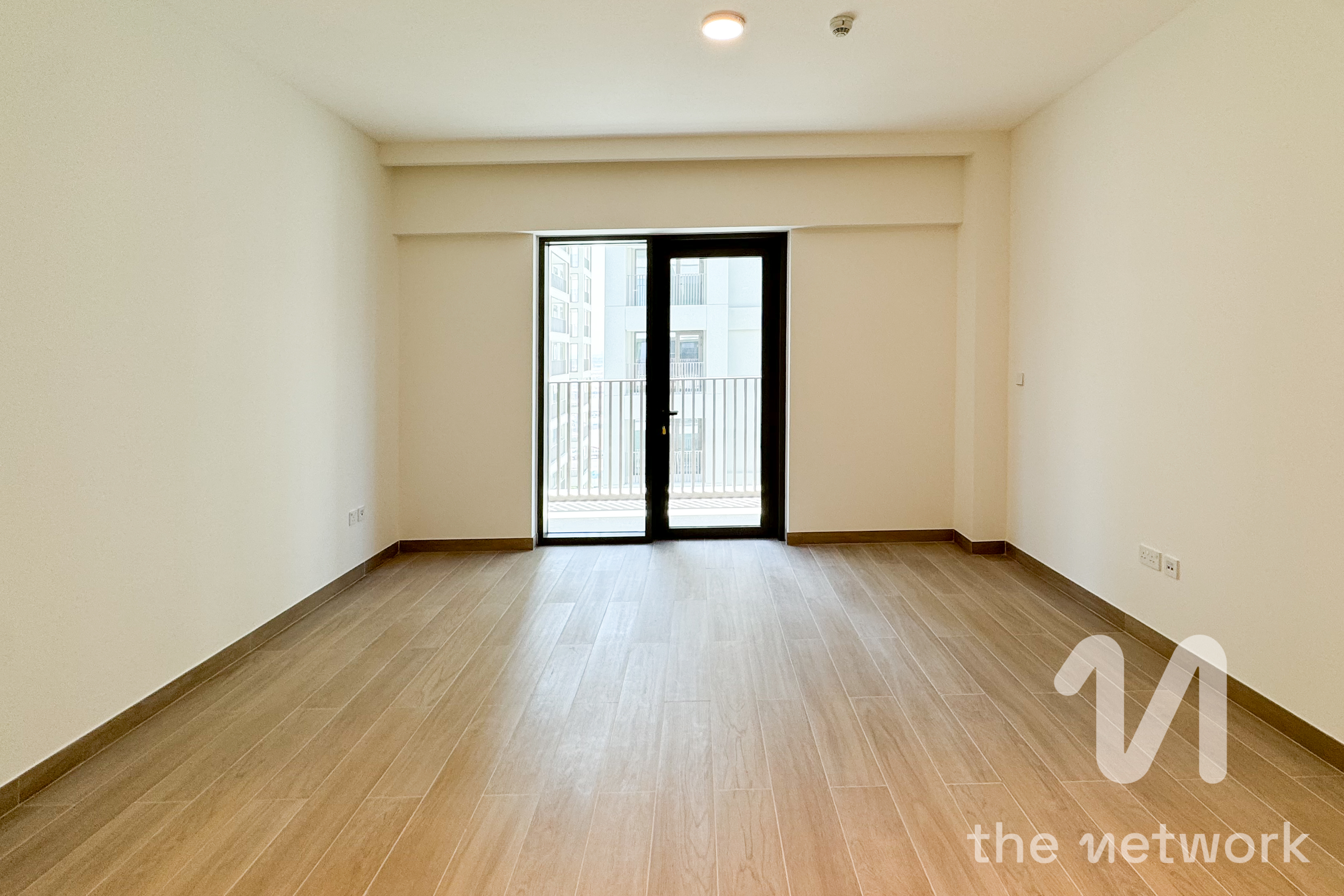BRAND NEW | READY TO MOVE IN | MULTIPLE CHEQUES
