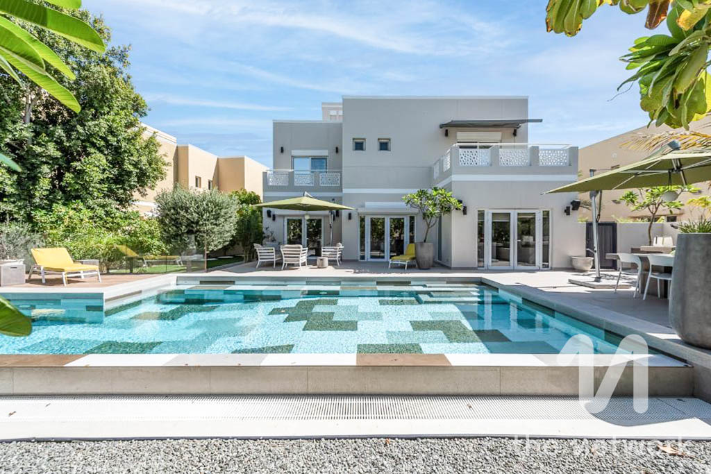 Fully Renovated Villa | AMC Included | Vastu
